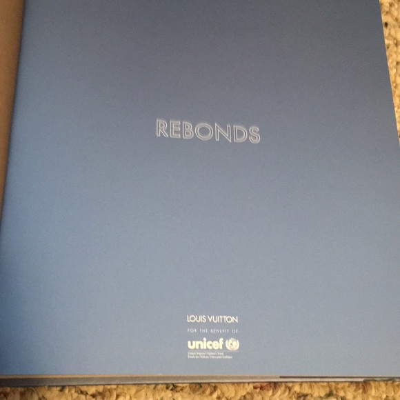 Louis Vuitton Rebonds Hardcover Book ⭐️HOST PICK⭐️ - Picture 4 of 8